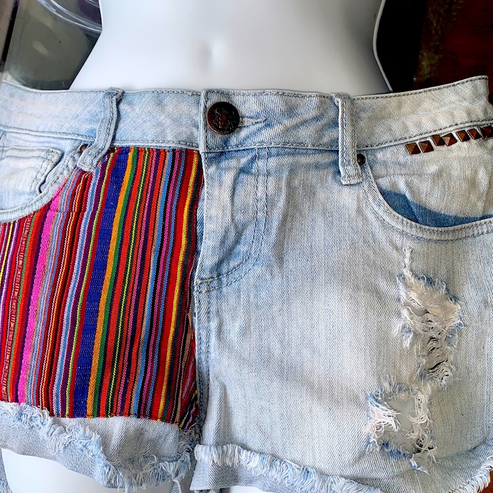 Twik Shorts